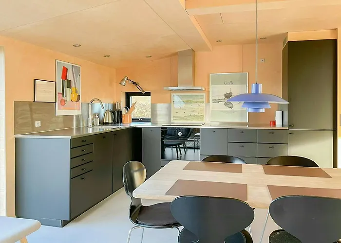 Дом отдыха With View Of Helnaes Bay Harby