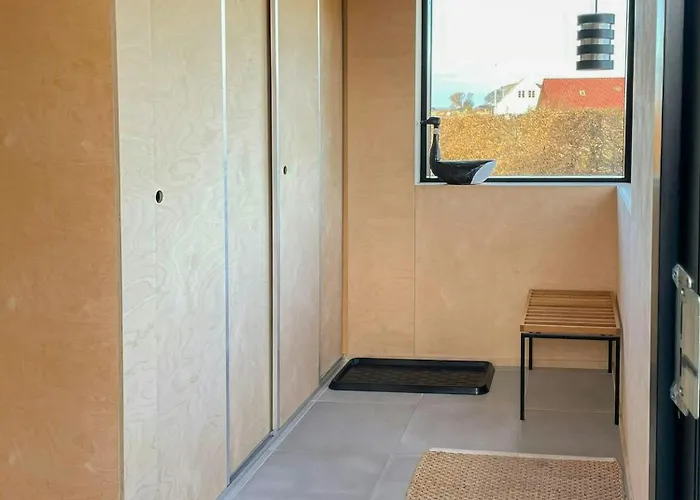 With View Of Helnaes Bay Дом отдыха Harby