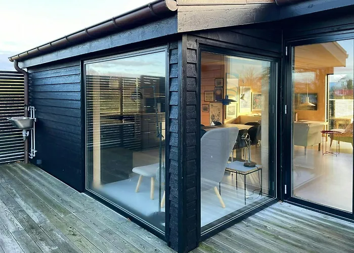 Дом отдыха With View Of Helnaes Bay Harby